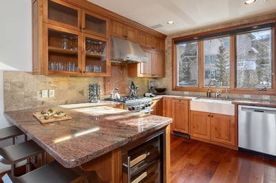 Luxury Villa Photo #11