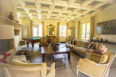 Luxury Villa Photo #18