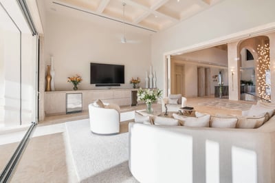 Luxury Villa Photo #56