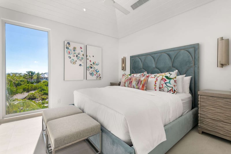 Beach Enclave Grace Bay 6 BDM Premium Ocean View Villa