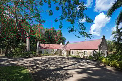 Luxury Villa Photo #18
