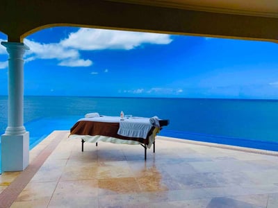 Luxury Villa Photo #11