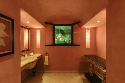 Luxury Villa Photo #63