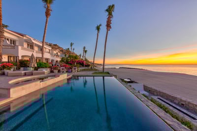 Luxury Villa Photo #8