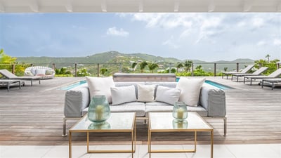 Luxury Villa Photo #4