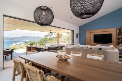 Luxury Villa Photo #10
