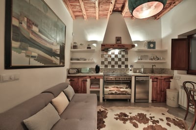 Luxury Villa Photo #23
