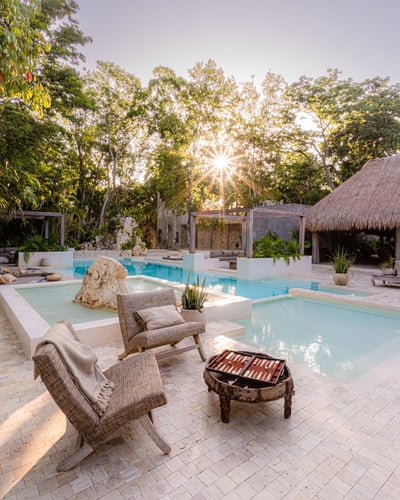 Luxury Villa Photo #4