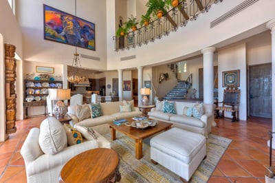 Luxury Villa Photo #12
