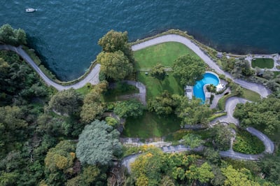 Luxury Villa Photo #3