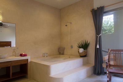 Luxury Villa Photo #42