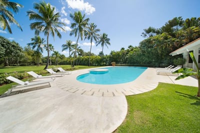 Luxury Villa Photo #5