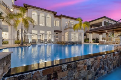 Luxury Villa Photo #8