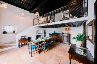 Luxury Villa Photo #12