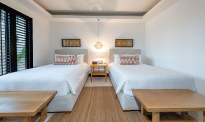 Luxury Villa Photo #33