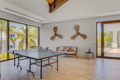 Luxury Villa Photo #20