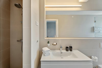 Luxury Villa Photo #39