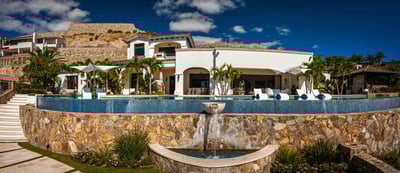 Luxury Villa Photo #5