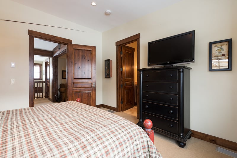 Silver Star 4 BDM Cottage with Spa