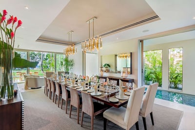 Luxury Villa Photo #15