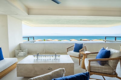 Luxury Villa Photo #5