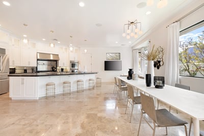 Luxury Villa Photo #20