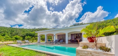 Luxury Villa Photo #5