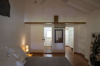 Luxury Villa Photo #19