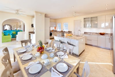 Luxury Villa Photo #7