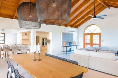 Luxury Villa Photo #13