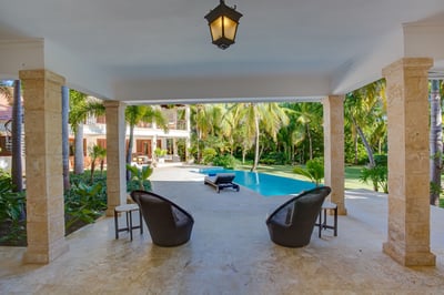 Luxury Villa Photo #7