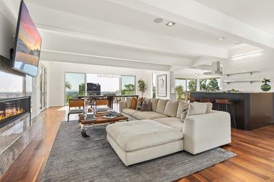 Luxury Villa Photo #7