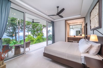 Luxury Villa Photo #42