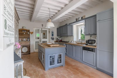 Luxury Villa Photo #20