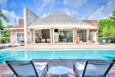 Luxury Villa Photo #7