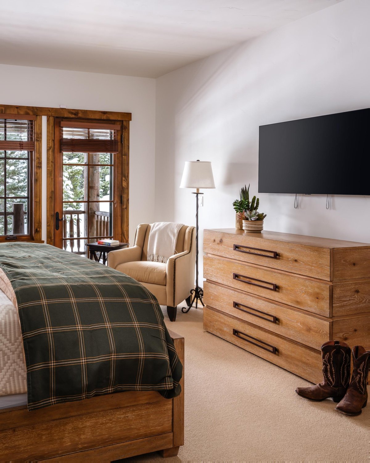 Spanish Peaks | Nestledown