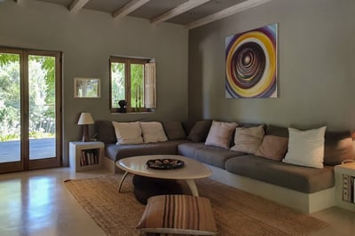Luxury Villa Photo #21
