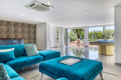 Luxury Villa Photo #20