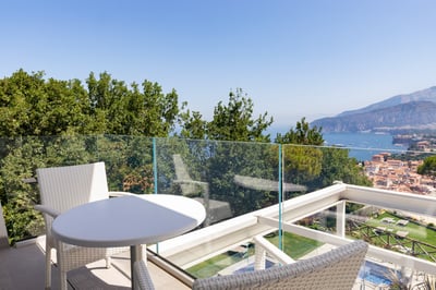 Luxury Villa Photo #33