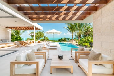 Luxury Villa Photo #13