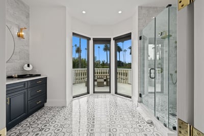 Luxury Villa Photo #34