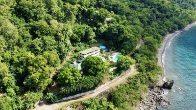Luxury Villa Photo #2
