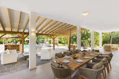 Luxury Villa Photo #9