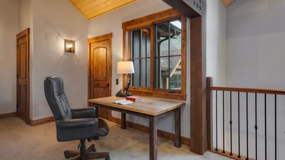 Office nook in upper loft