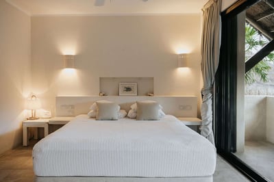 Luxury Villa Photo #29