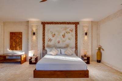 Luxury Villa Photo #46