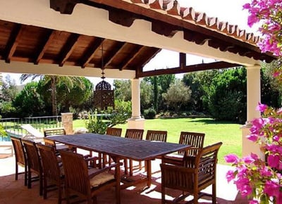 Luxury Villa Photo #6