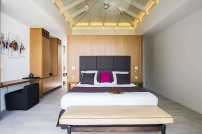 Luxury Villa Photo #24