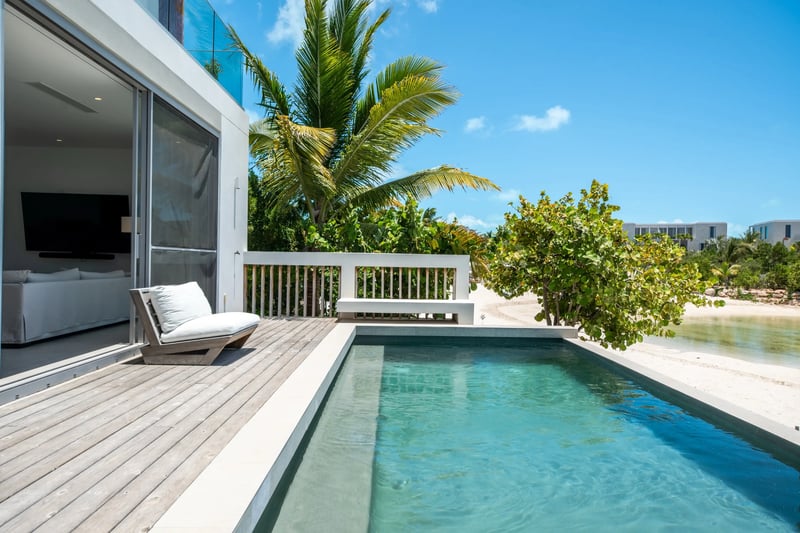 6 Bedroom Lagoon Villa