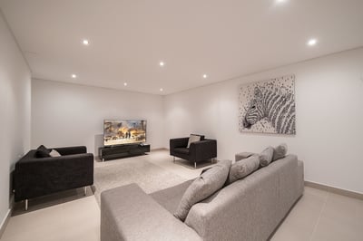 Luxury Villa Photo #16